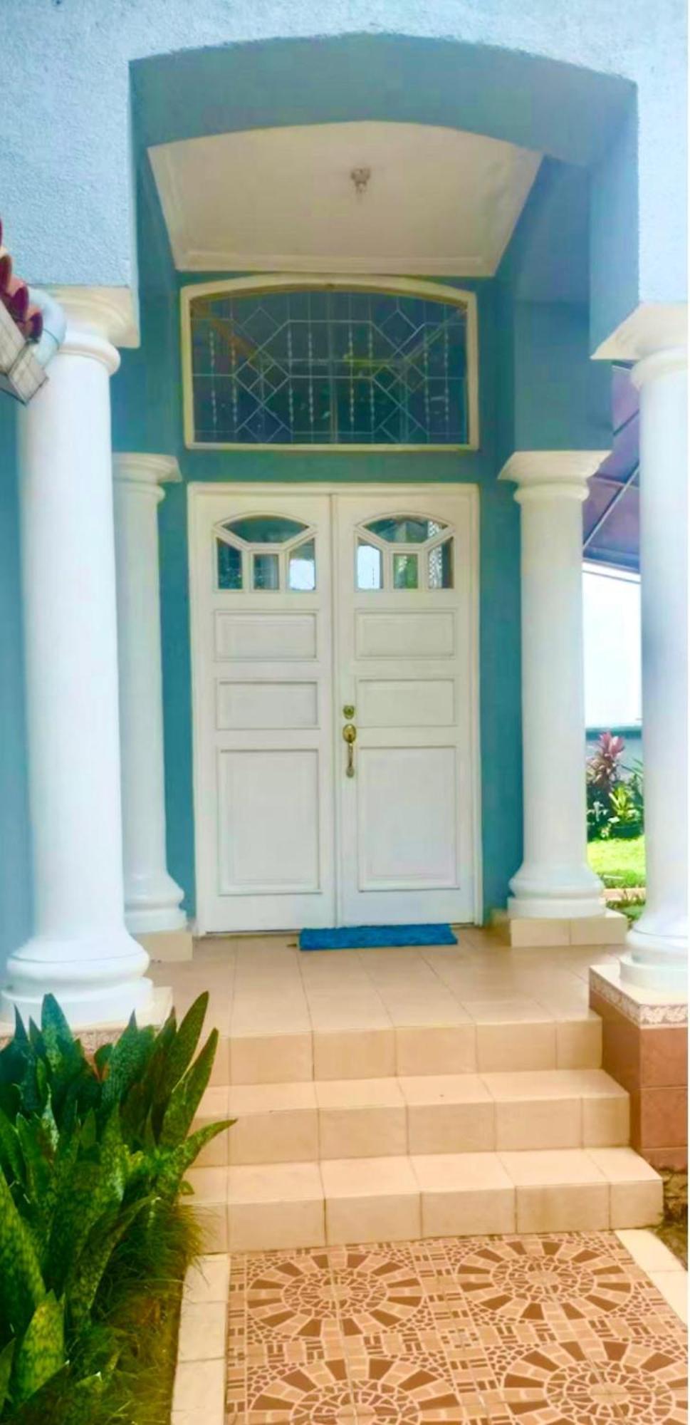 Vila Princess,Sentul 4Bedroom Dan Tenda Camping,Private Pool, Tenis Meja, Mini Billiard, Karaoke, Ayunan,Bbq, 08Satu3 80Satu6 4Satu5Satu Bogor Exteriör bild
